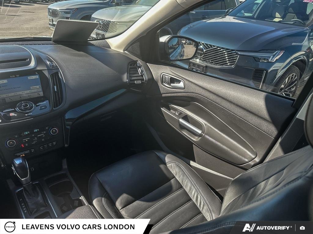 2018 Ford ESCAPE TITANIUM-23