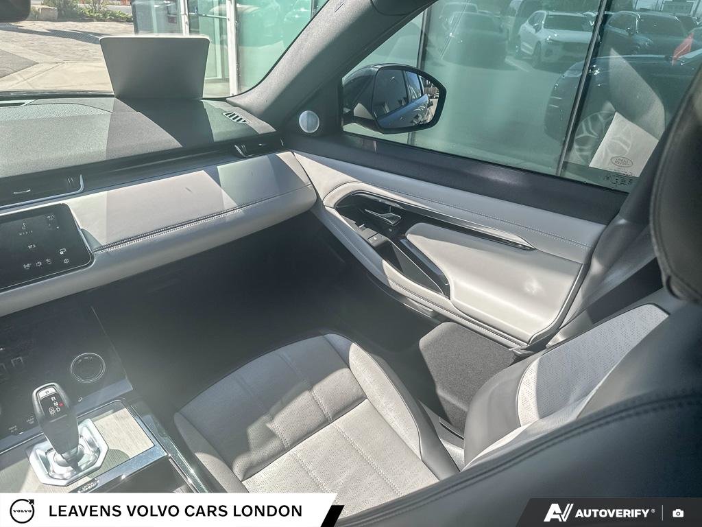 2021 Land Rover RANGE ROVER EVOQUE R-DYNAMIC HSE-23