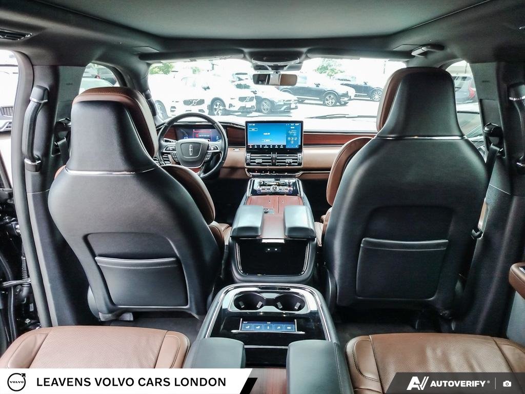 2023 Lincoln NAVIGATOR RESERVE-23