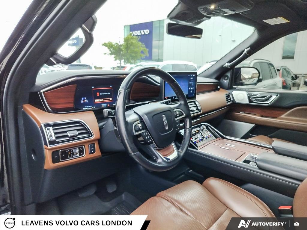 2023 Lincoln NAVIGATOR RESERVE-12