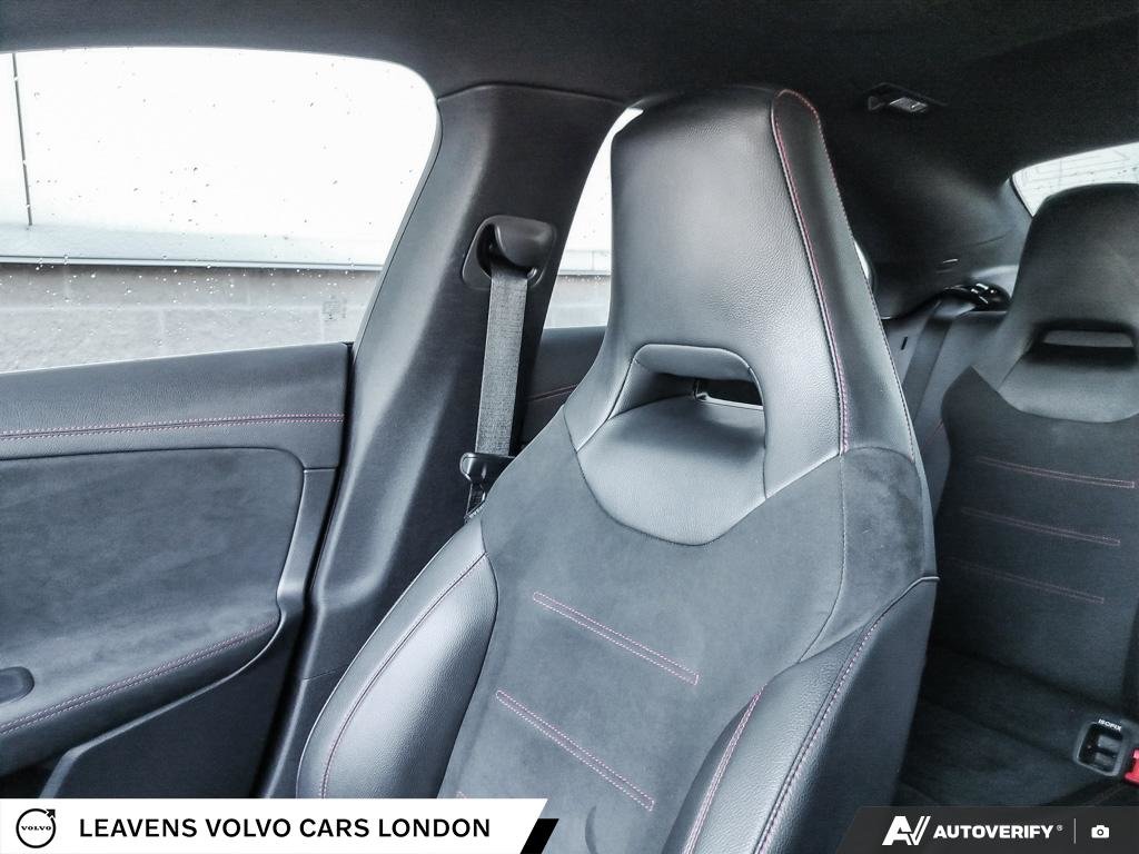 2022 Mercedes-Benz CLA 250-19