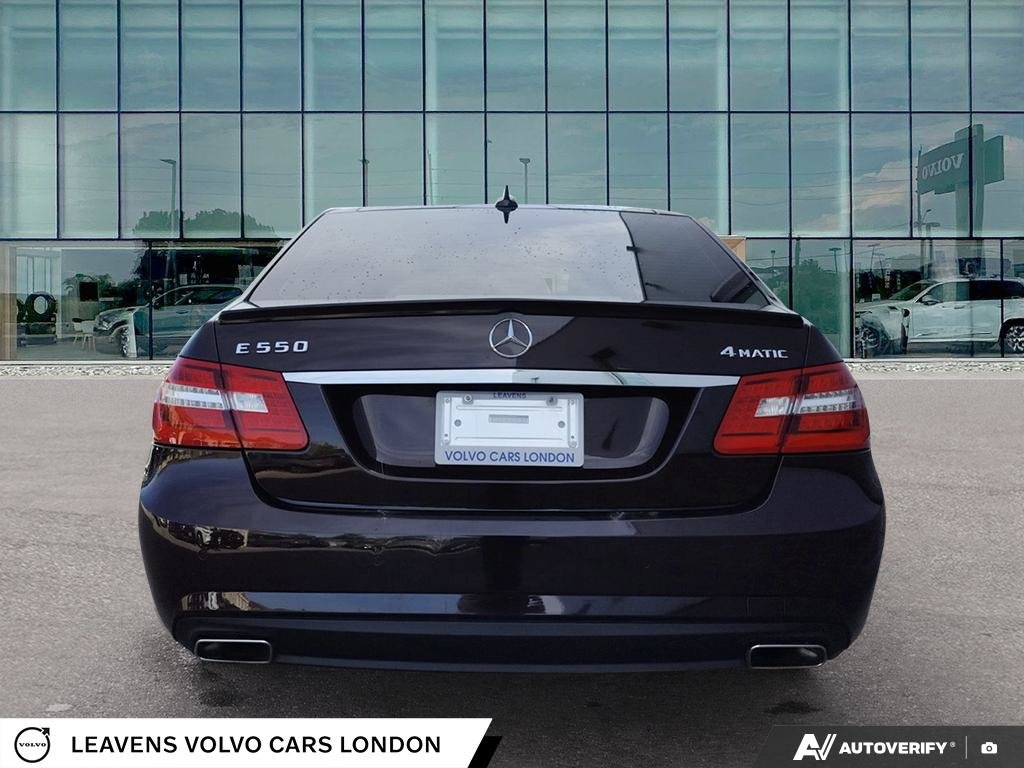 2011 Mercedes-Benz E-CLASS E 550-4