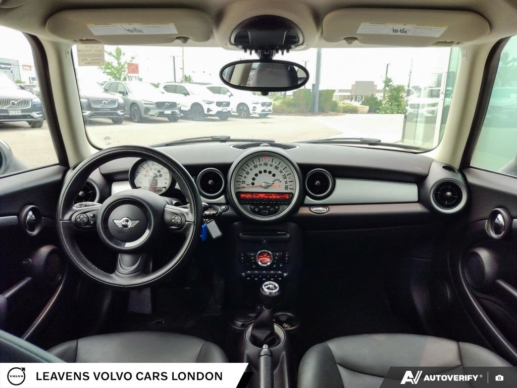 2014 MINI COOPER CLUBVAN BASE-23