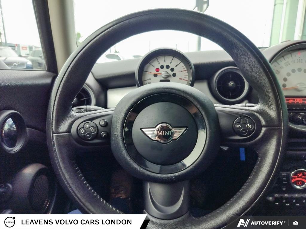 2014 MINI COOPER CLUBVAN BASE-13