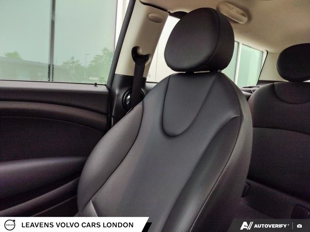 2014 MINI COOPER CLUBVAN BASE-19