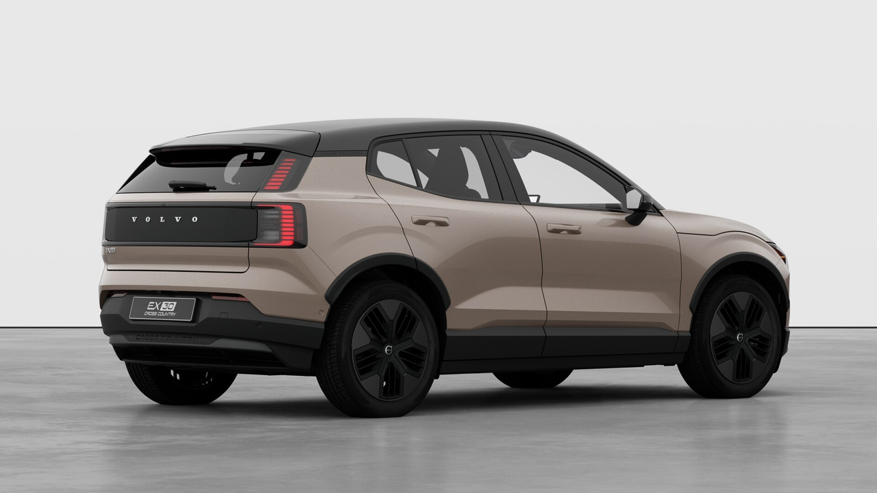 2026 Volvo EX30 ULTRA CROSS COUNTRY-3