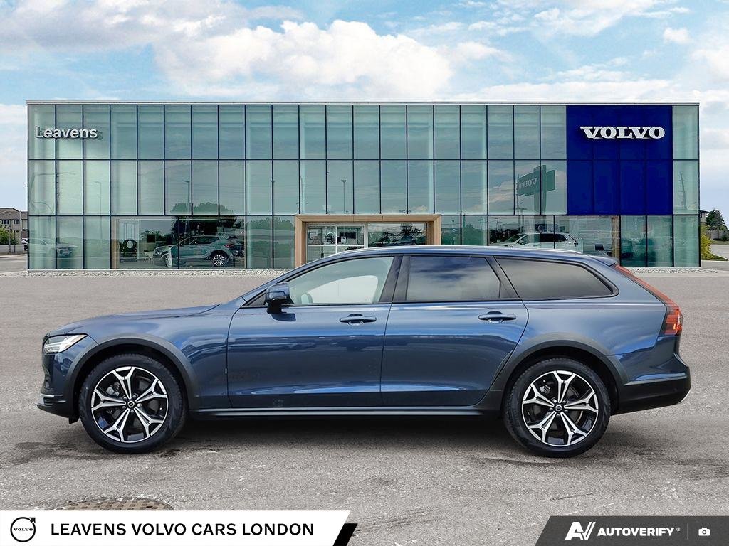 2023 Volvo V90 CROSS COUNTRY PLUS-2
