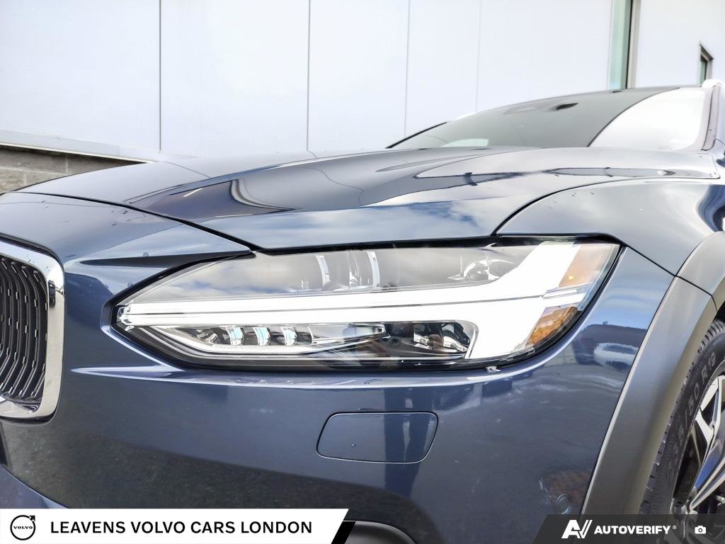 2023 Volvo V90 CROSS COUNTRY PLUS-7