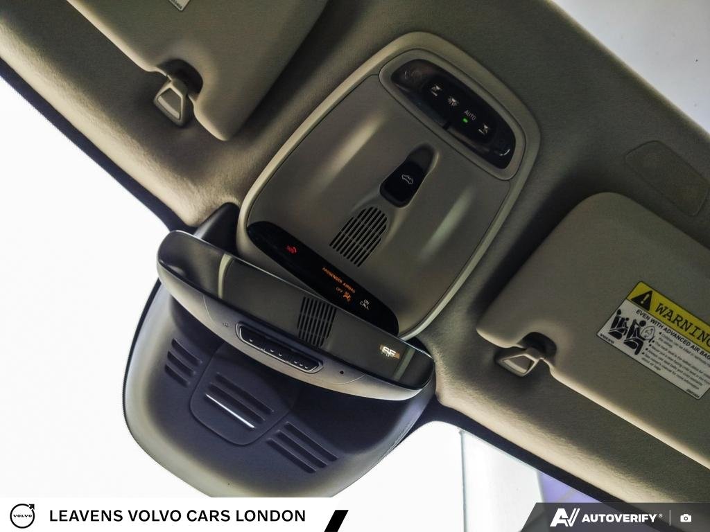 2020 Volvo XC40 MOMENTUM-20