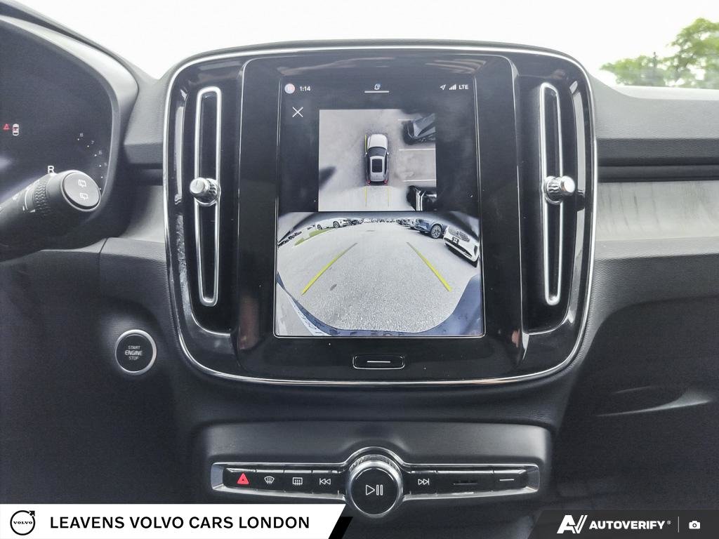 2024 Volvo XC40 ULTIMATE DARK THEME-18