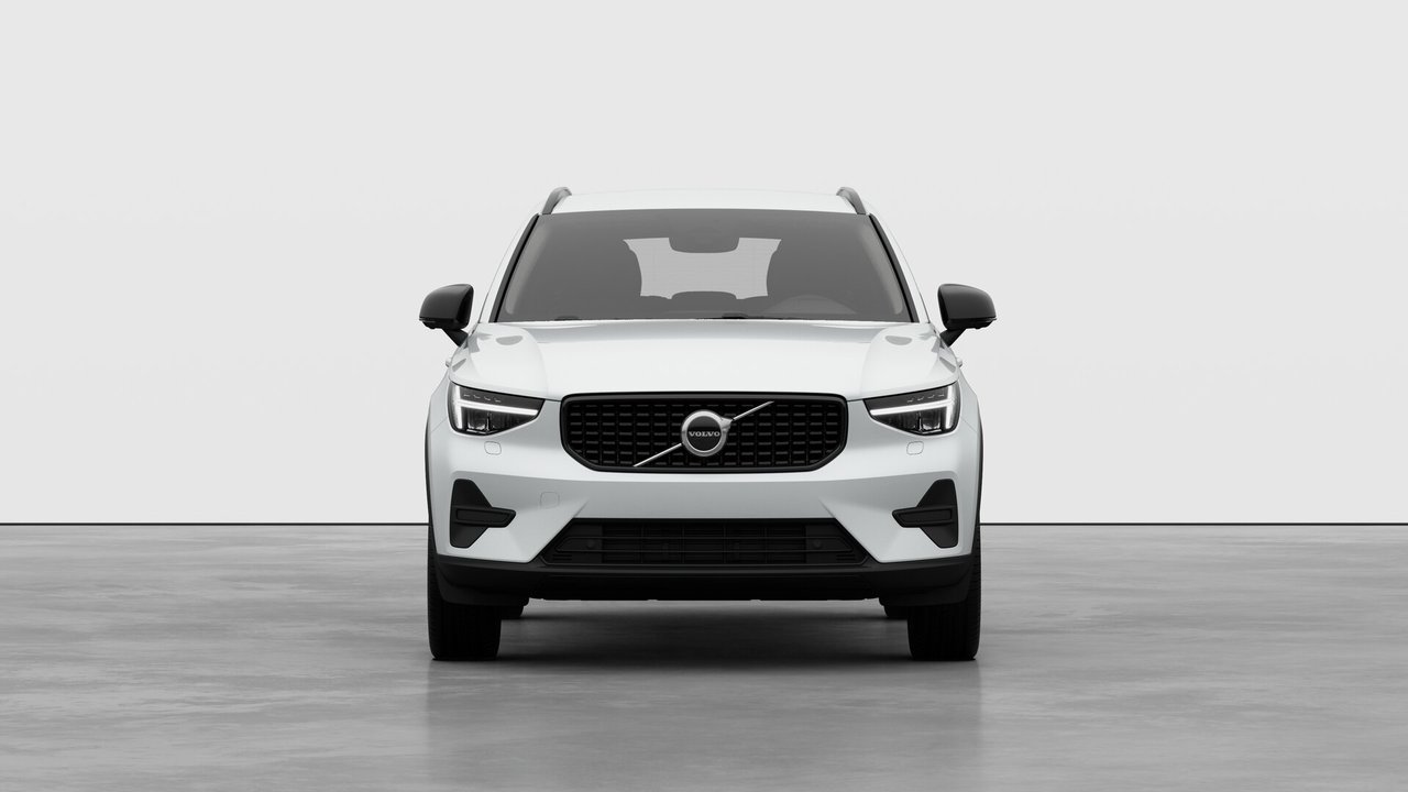 2026 Volvo XC40 CORE DARK THEME-4