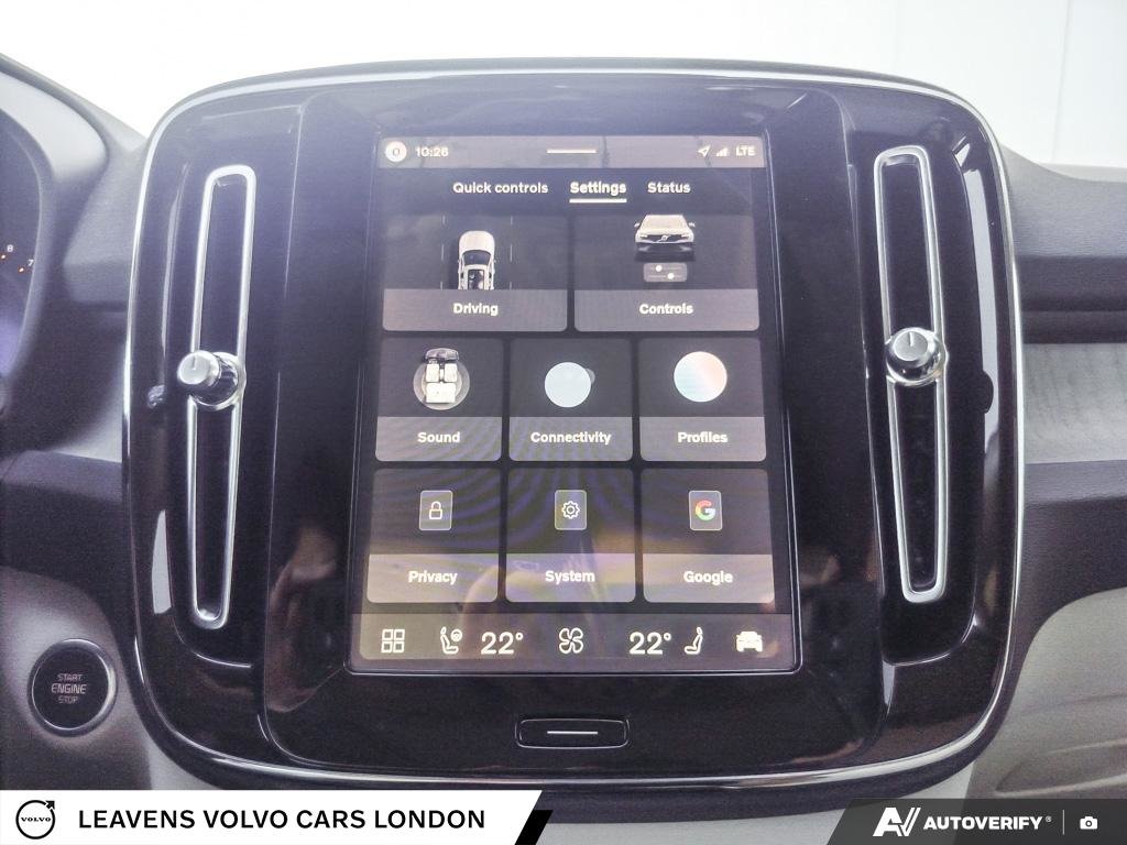 2026 Volvo XC40 PLUS DARK THEME-27
