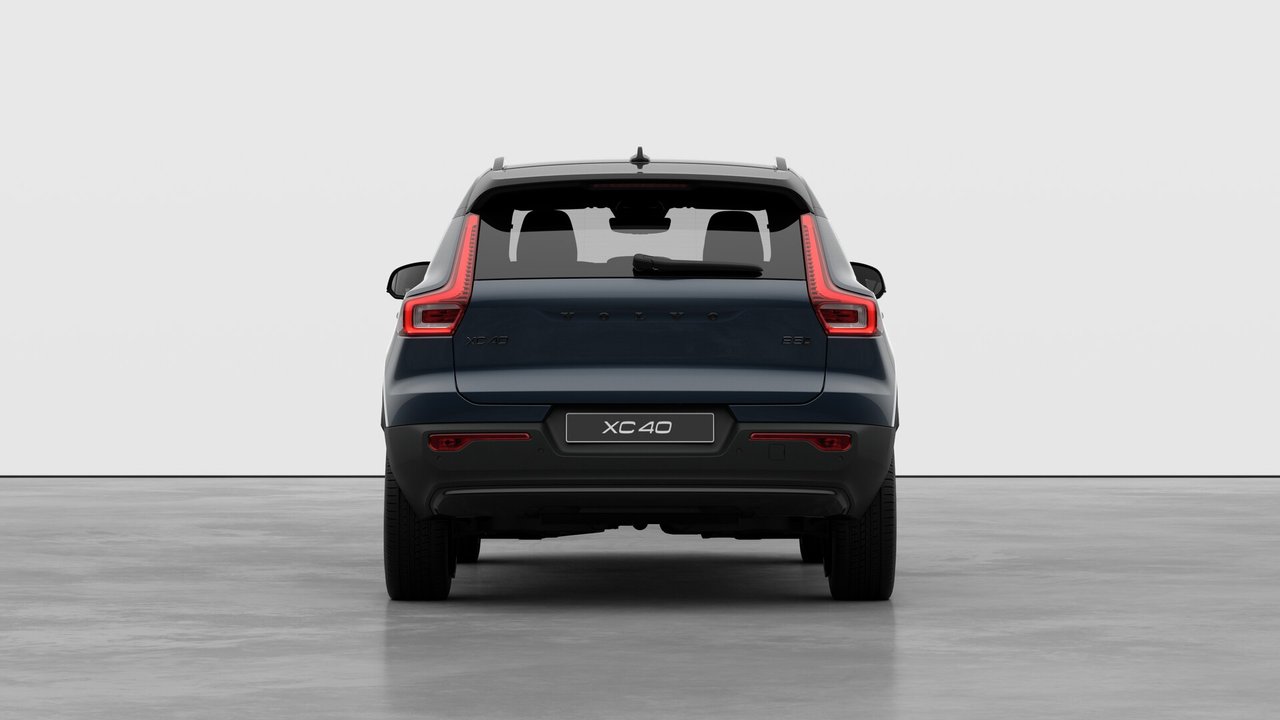 2026 Volvo XC40 ULTRA BLACK EDITION-5