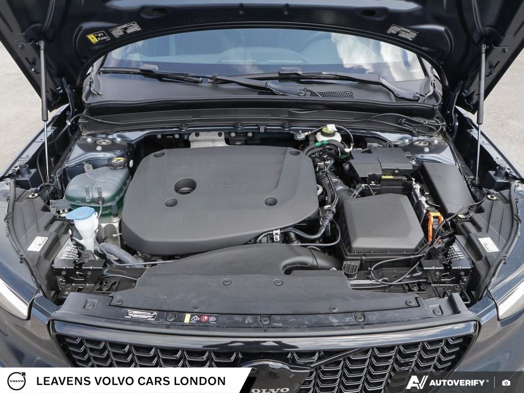 2026 Volvo XC40 ULTRA BLACK EDITION-7