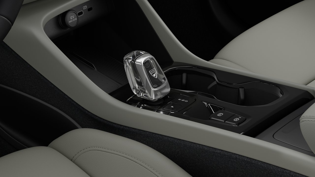 2026 Volvo XC40 PLUS DARK THEME-10