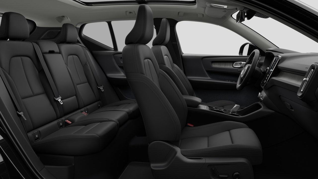 2026 Volvo XC40 ULTRA DARK THEME-12