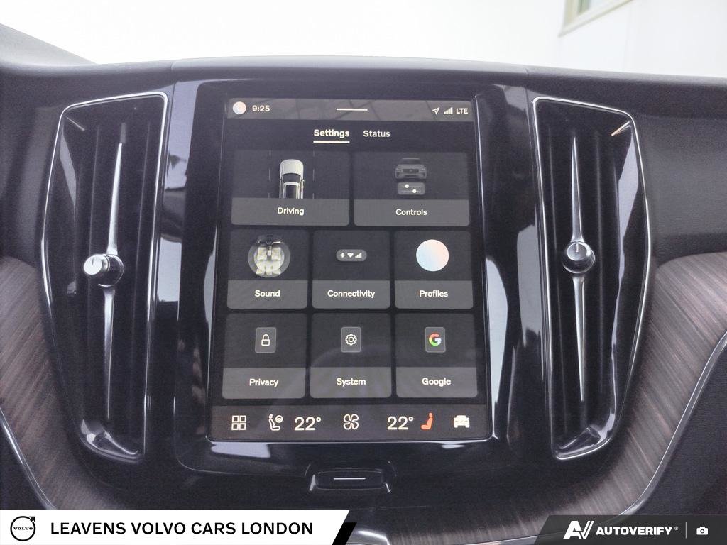 2022 Volvo XC60 RECHARGE INSCRIPTION EXPRESSION-27