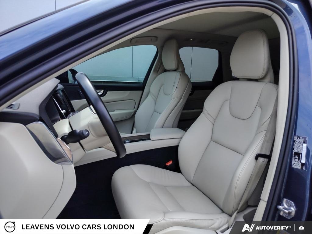 2022 Volvo XC60 RECHARGE INSCRIPTION EXPRESSION-25