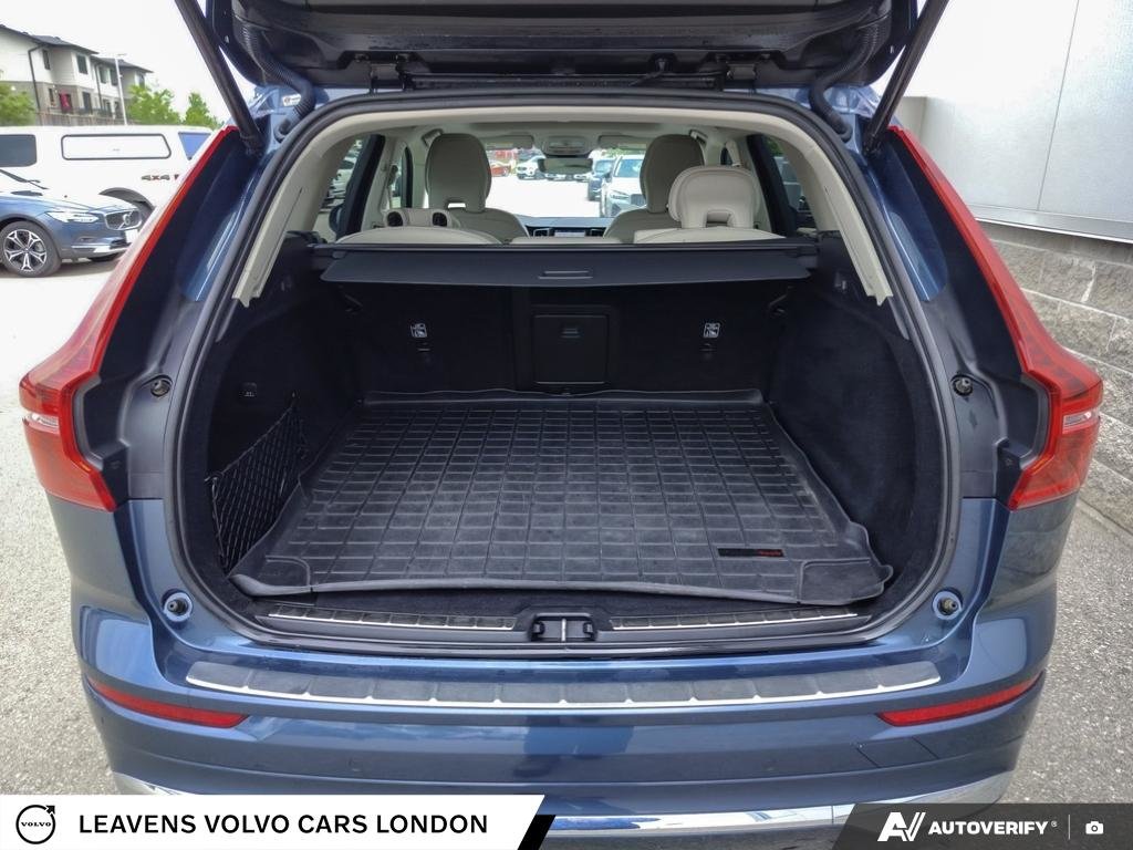 2022 Volvo XC60 RECHARGE INSCRIPTION EXPRESSION-11