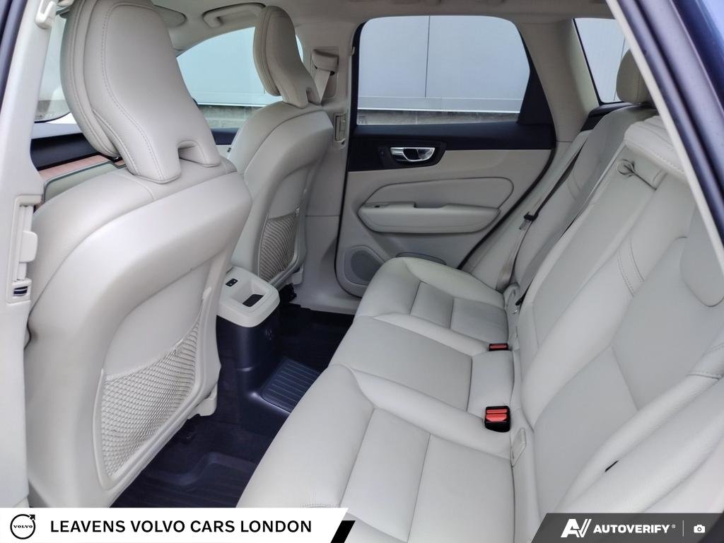 2022 Volvo XC60 RECHARGE INSCRIPTION EXPRESSION-22