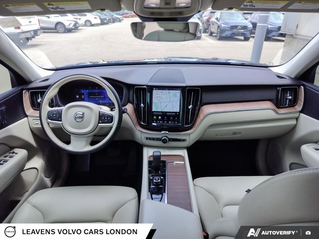 2022 Volvo XC60 RECHARGE INSCRIPTION EXPRESSION-23