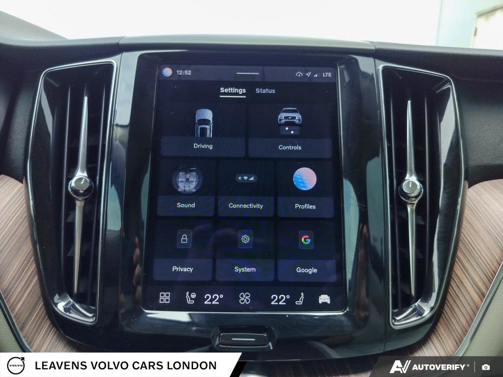 2022 Volvo XC60 RECHARGE INSCRIPTION EXPRESSION-27