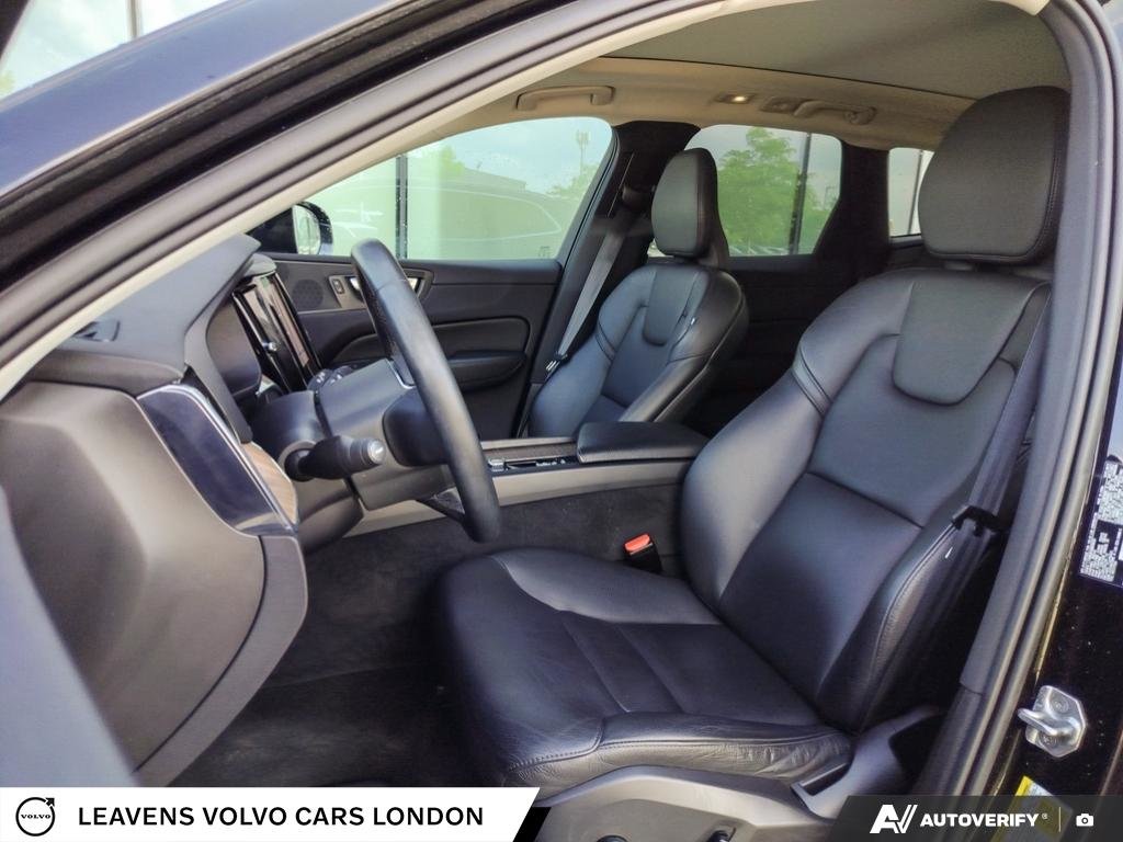 2022 Volvo XC60 RECHARGE INSCRIPTION EXPRESSION-25