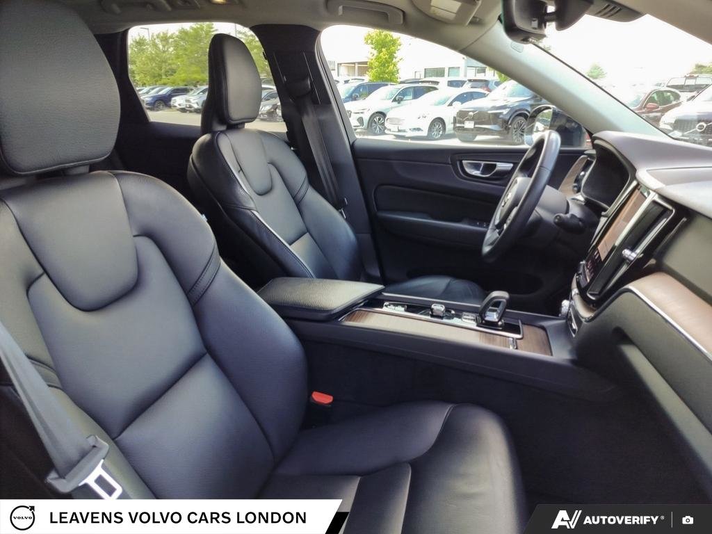 2022 Volvo XC60 RECHARGE INSCRIPTION EXPRESSION-21