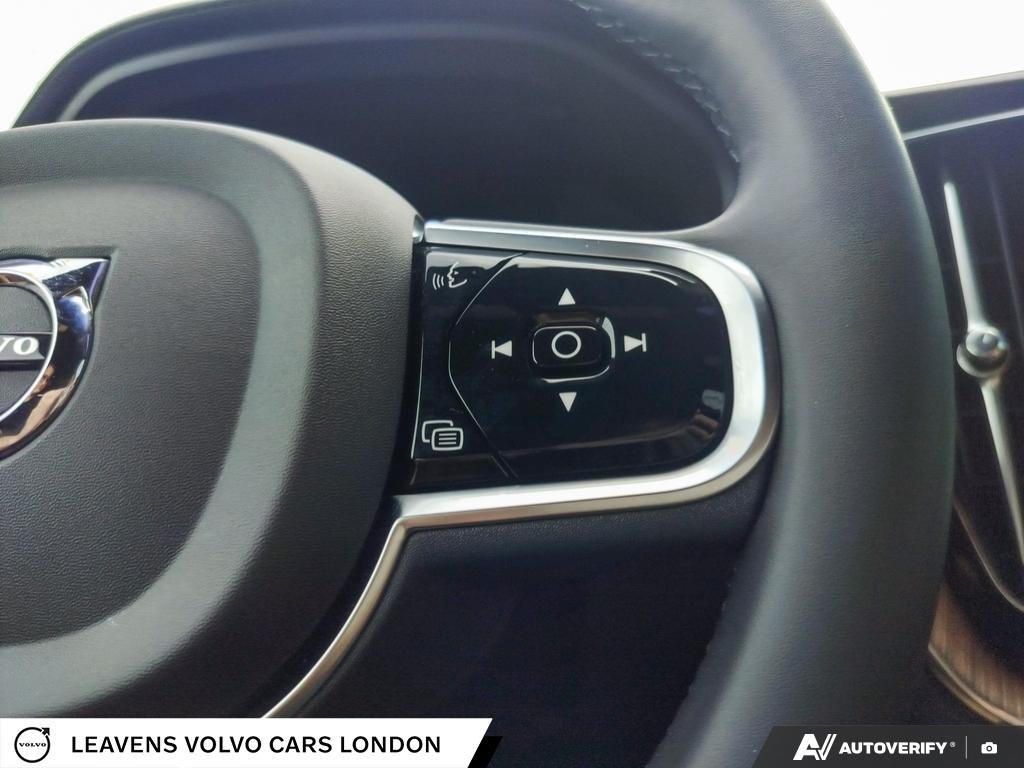 2024 Volvo XC60 RECHARGE ULTIMATE DARK THEME-15