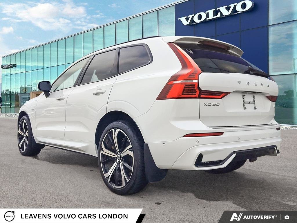 2024 Volvo XC60 RECHARGE ULTIMATE DARK THEME-3