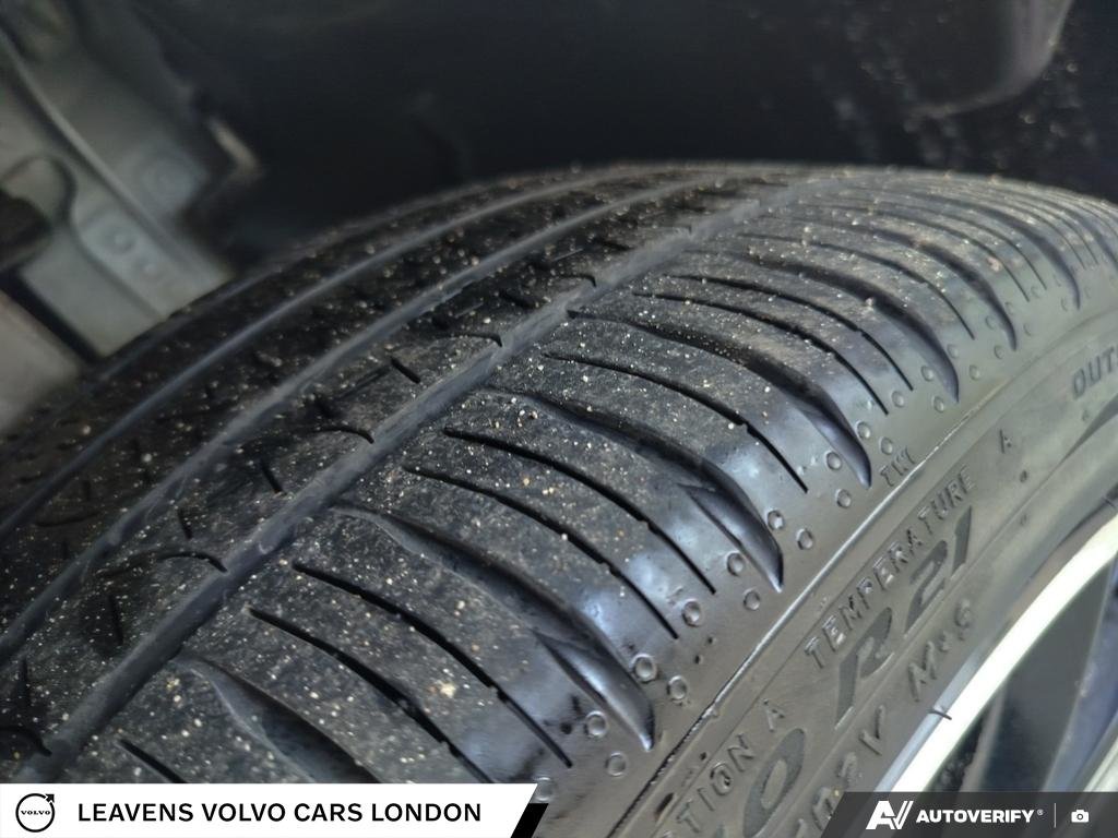 2024 Volvo XC60 RECHARGE ULTIMATE DARK THEME-6