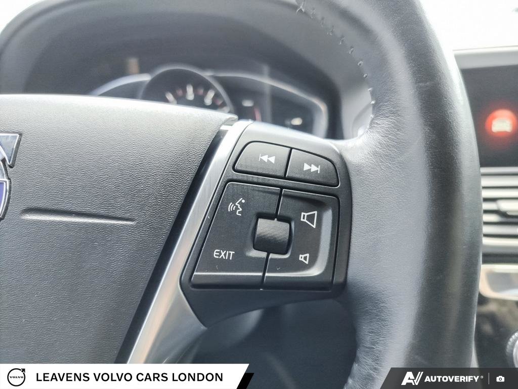 2017 Volvo XC60 T6 DRIVE-E PREMIER-15