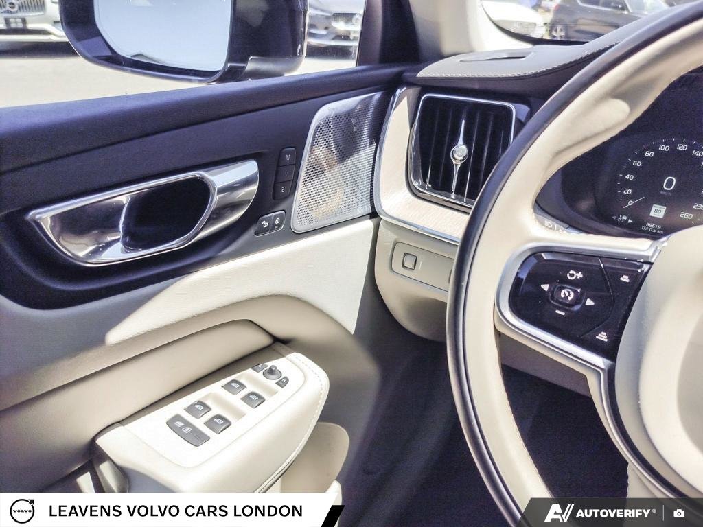 2018 Volvo XC60 INSCRIPTION-15