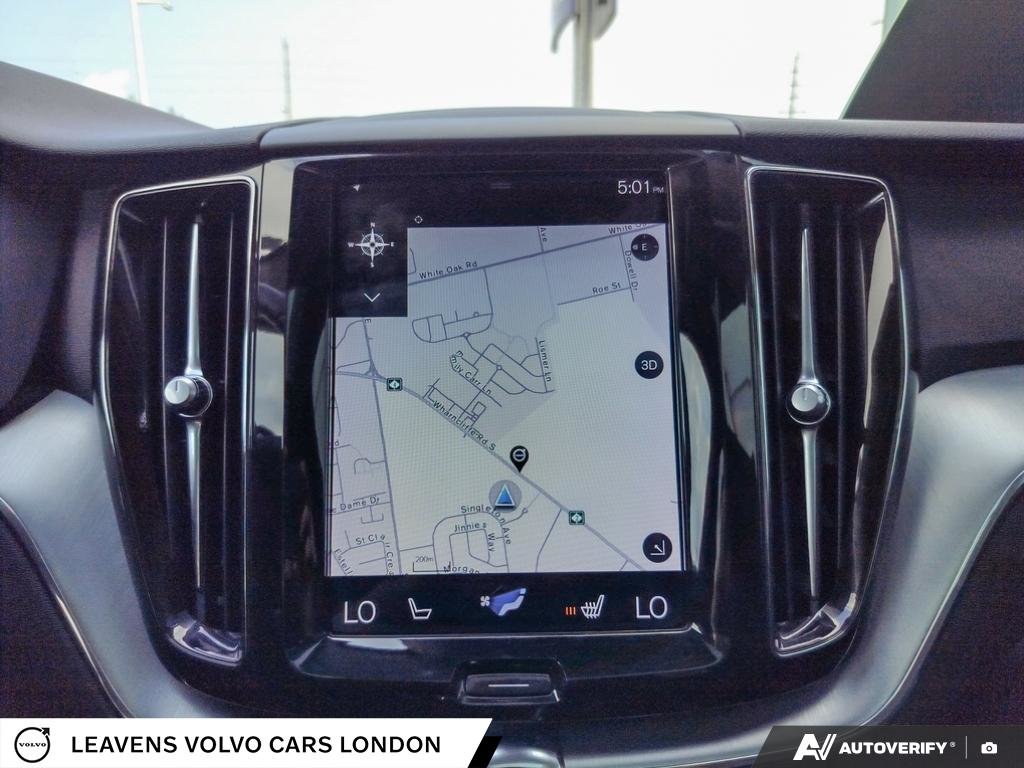2018 Volvo XC60 MOMENTUM-28