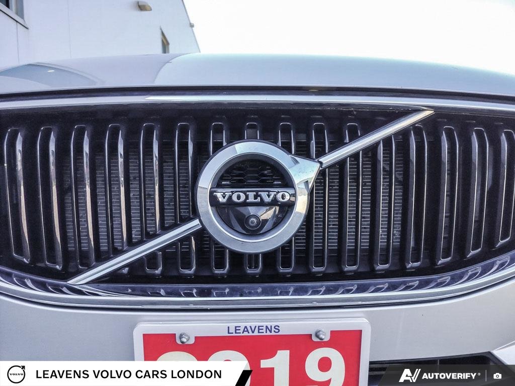 2019 Volvo XC60 MOMENTUM-8