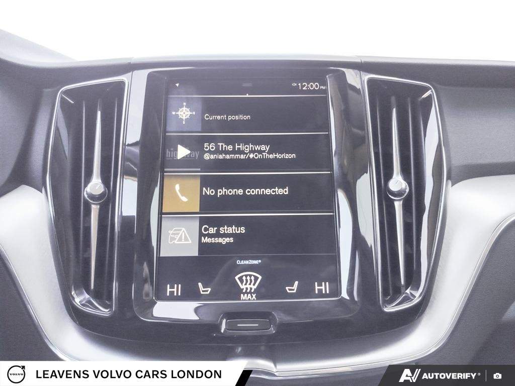 2019 Volvo XC60 MOMENTUM-26