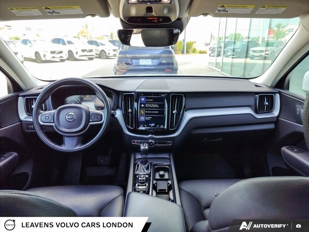 2019 Volvo XC60 MOMENTUM-23