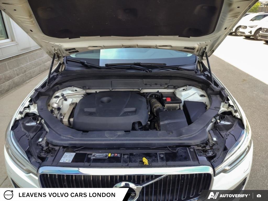 2019 Volvo XC60 MOMENTUM-9