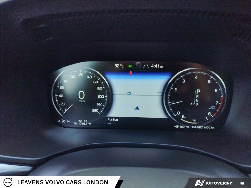 2019 Volvo XC60 MOMENTUM-14