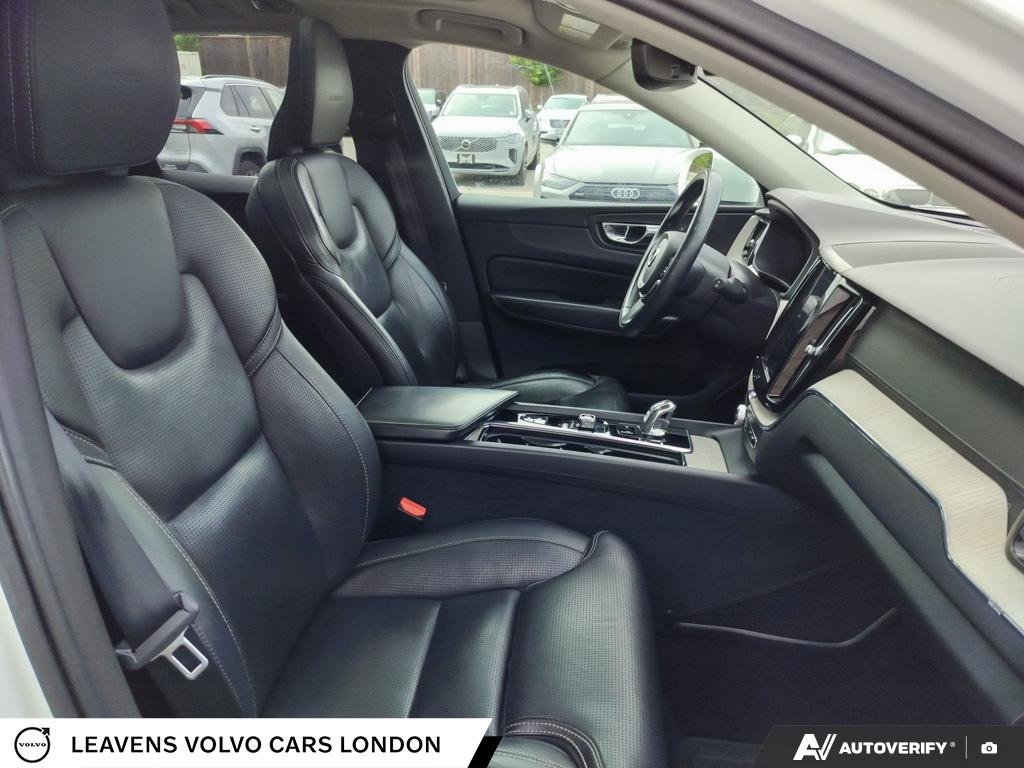 2019 Volvo XC60 INSCRIPTION-21