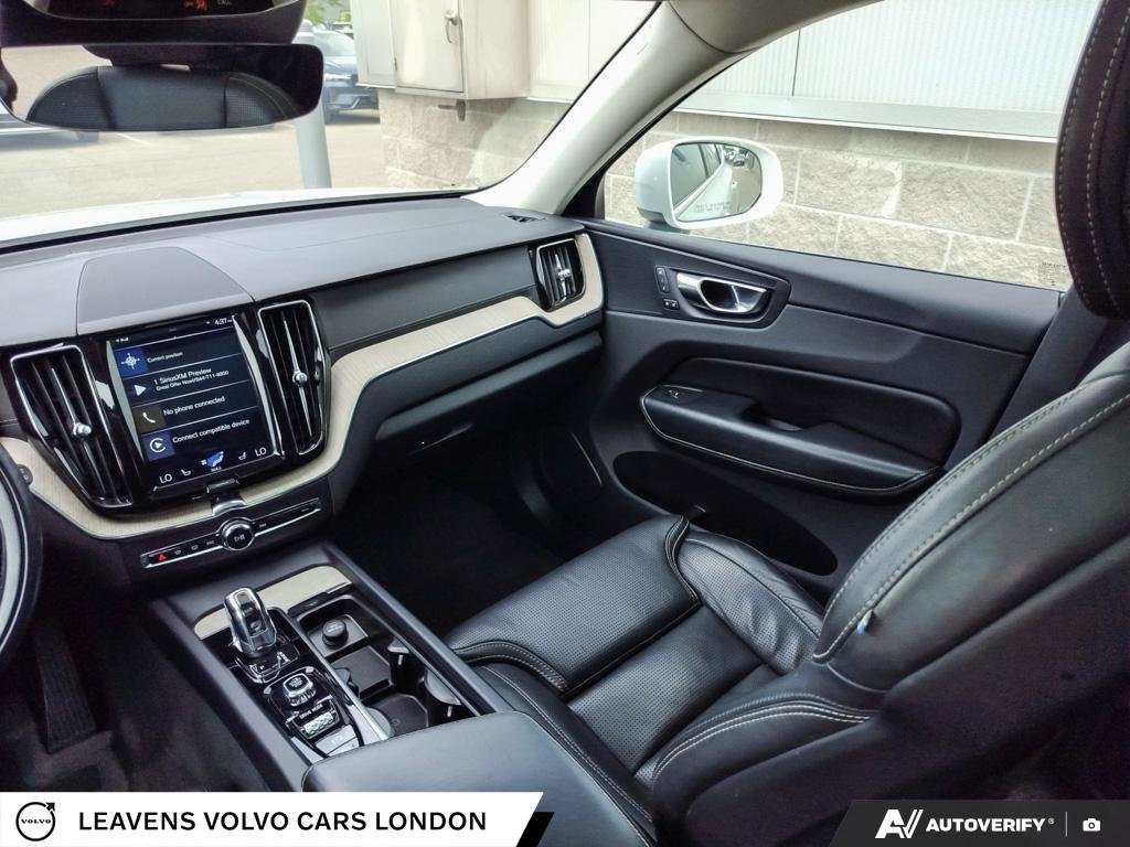 2019 Volvo XC60 INSCRIPTION-24