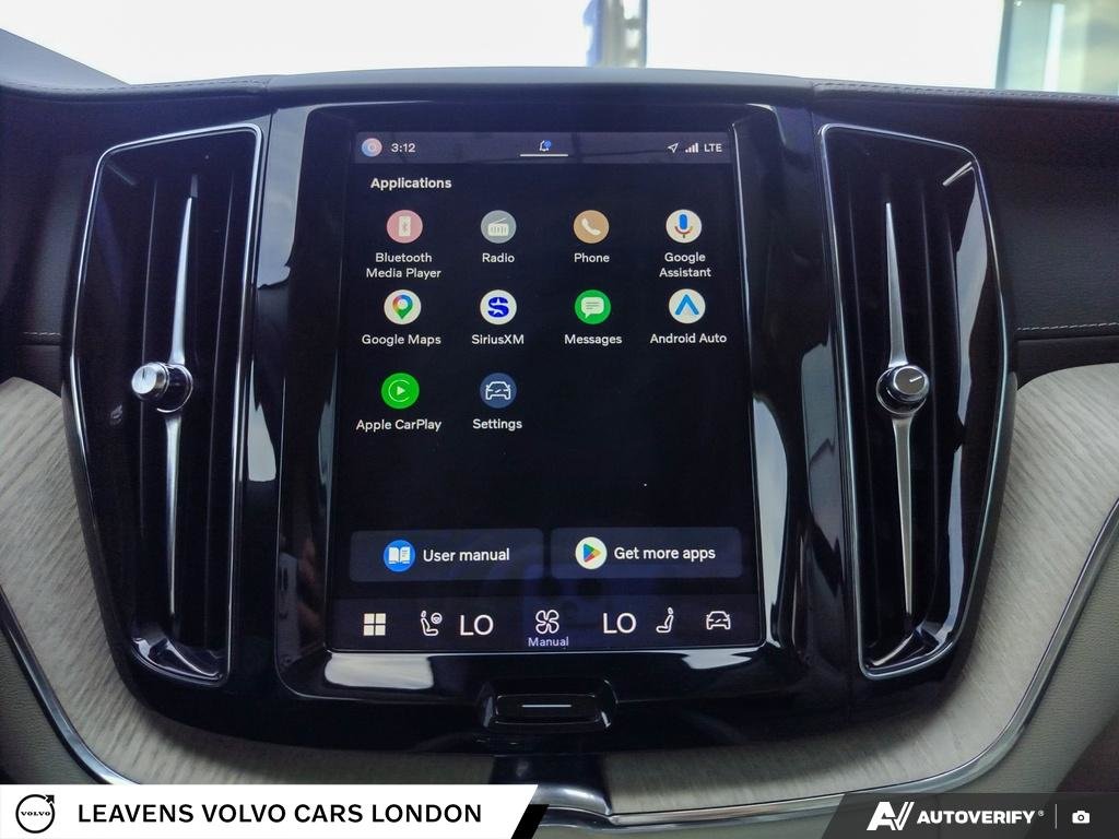 2022 Volvo XC60 INSCRIPTION-26