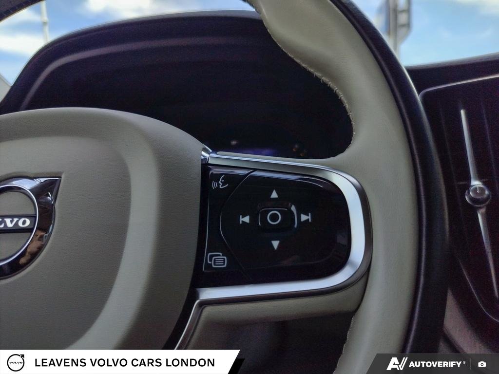 2022 Volvo XC60 INSCRIPTION-15