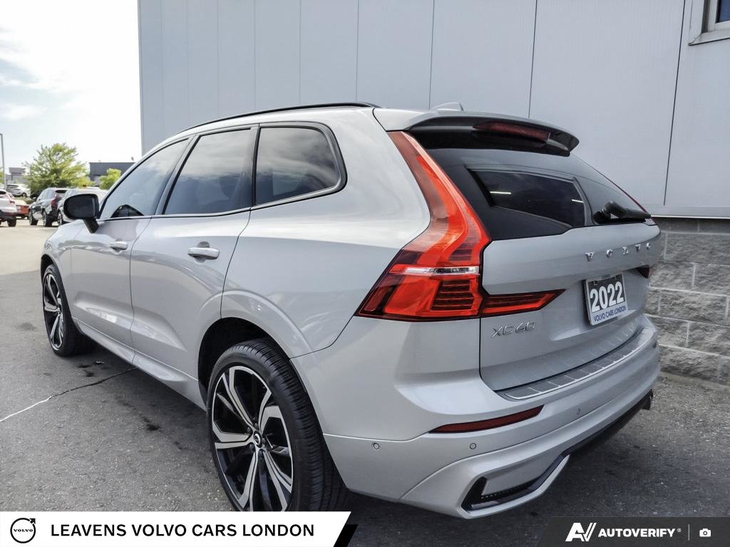 2022 Volvo XC60 R-DESIGN-10