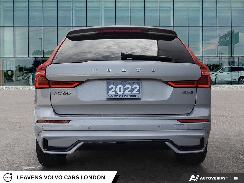 2022 Volvo XC60 R-DESIGN-4