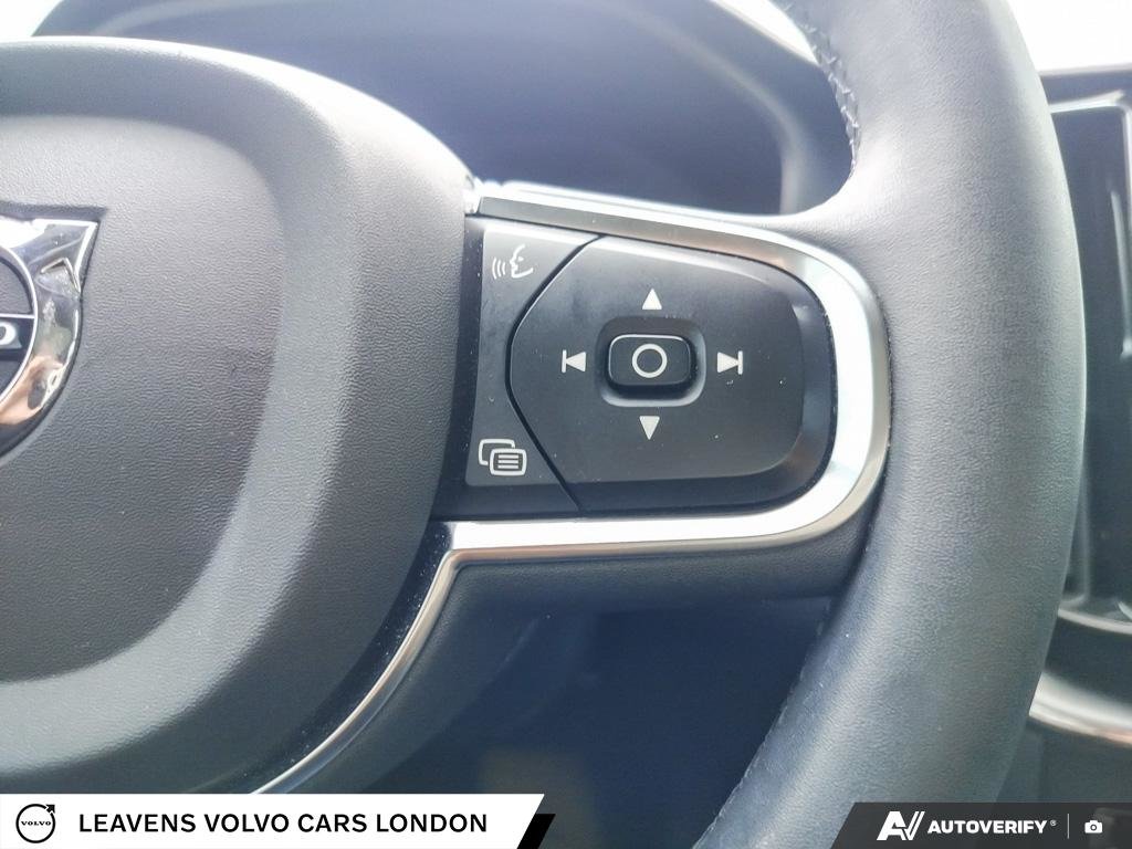 2024 Volvo XC60 CORE DARK THEME-15