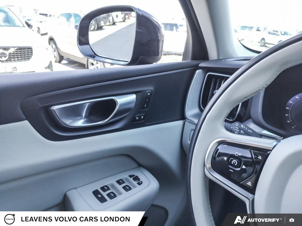 2024 Volvo XC60 CORE DARK THEME-16