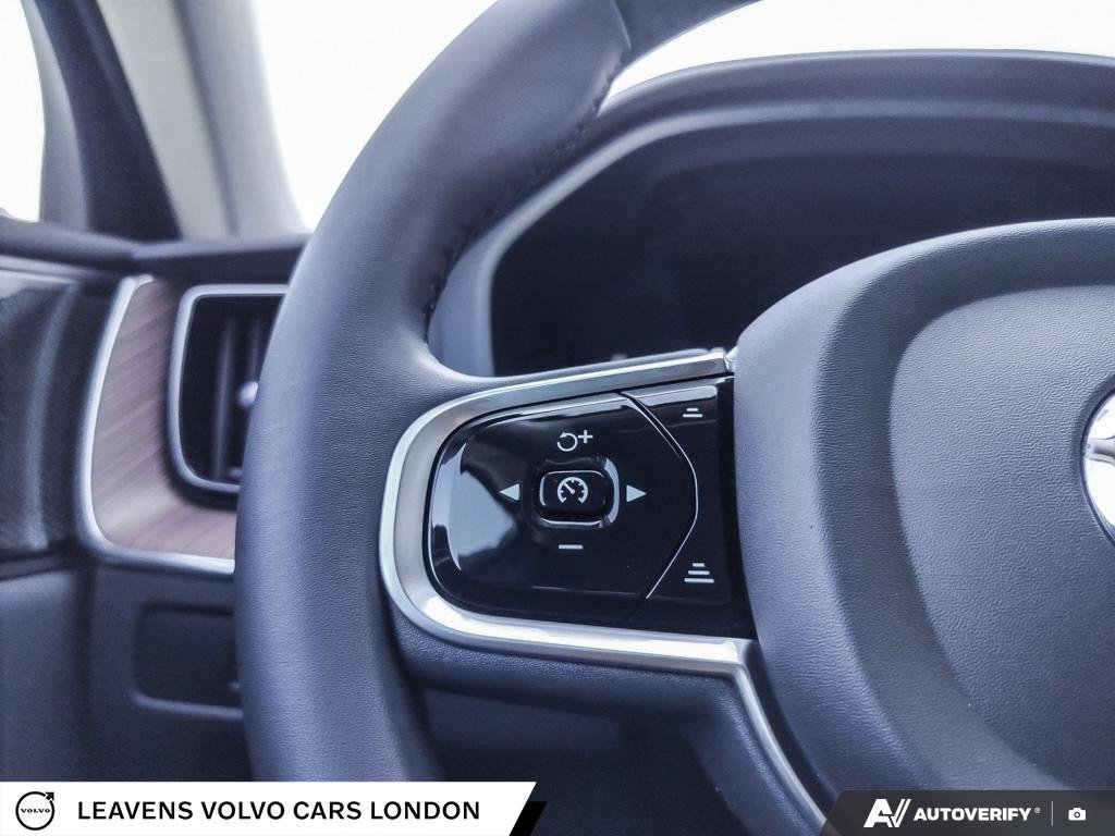 2024 Volvo XC60 PLUS DARK THEME-29