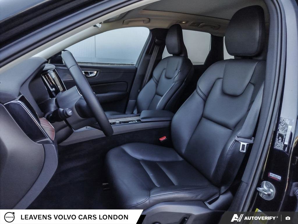 2024 Volvo XC60 PLUS DARK THEME-25
