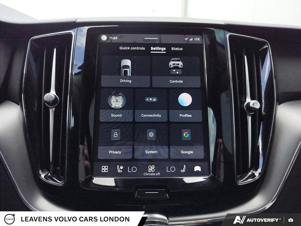 2025 Volvo XC60 CORE DARK THEME-27